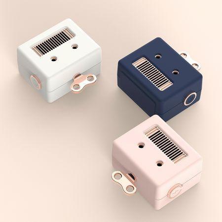 Qushini Robot Blue Wireless Speaker